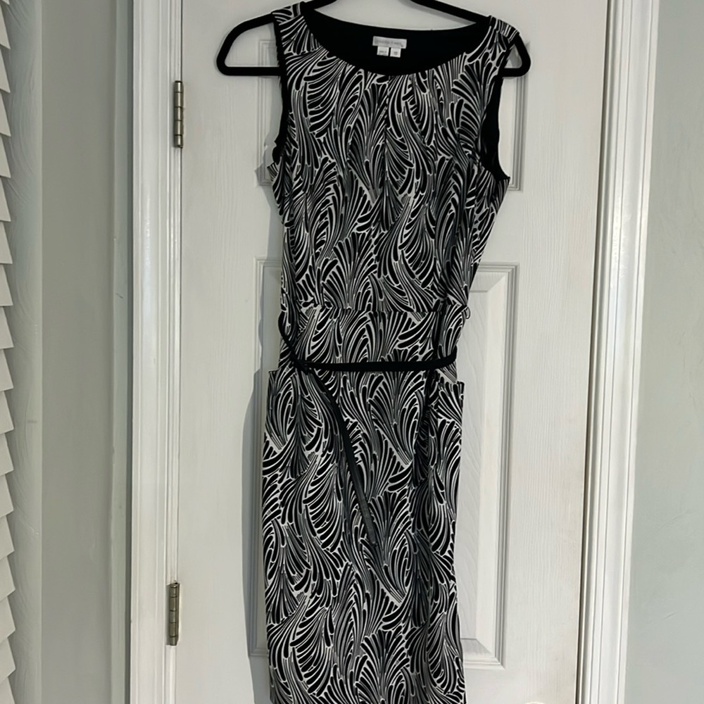 Womens sleeveless dress